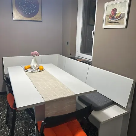 Merlino Apartment